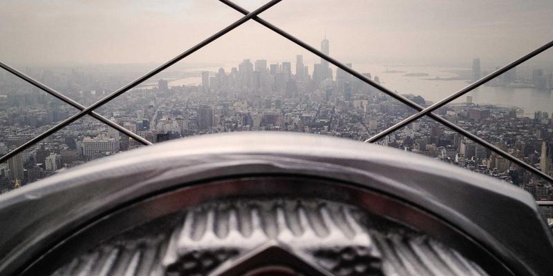 同志杂志与艾滋病危机：1980-90年代作为健康资讯与去污名化阵地的角色分析