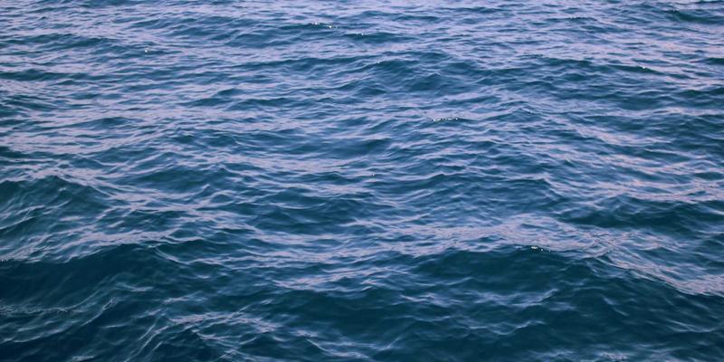 同志杂志中的旅行专栏：如何通过社区故事绘制全球酷儿安全地图