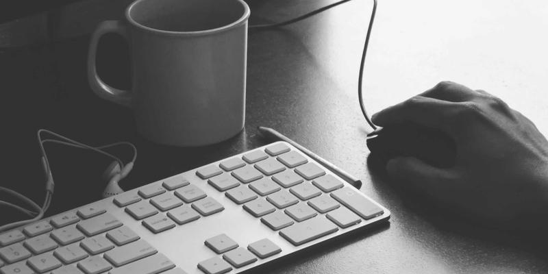 同志杂志：前互联网时代同性文化的地下生命线与社区网络